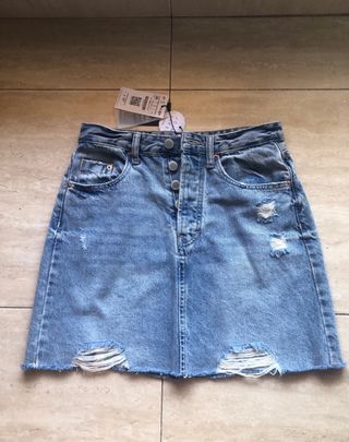 Falda vaquera de Stradivarius