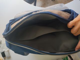 Mochila bandolera grande Adolfo Domínguez