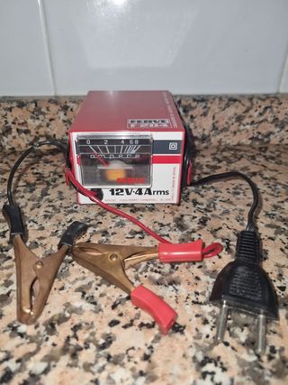 Cargador de baterías Ferve