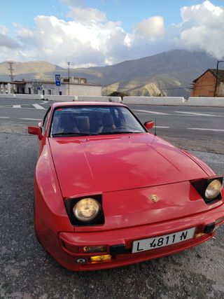 Porsche 944 1982