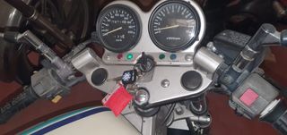 Suzuki gs 500