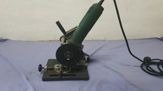 AMOLADORA CON SOPORTE RETRACTIL