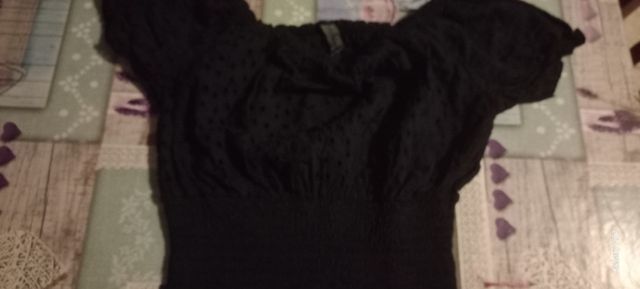 Maglietta nera ragazza