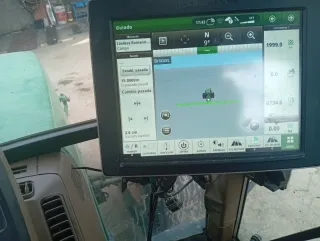 John Deere 6900 con tripuntal delantero, válvu