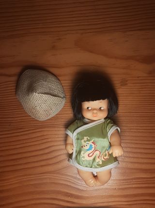 Muñeca Barriguitas del mundo China Famosa