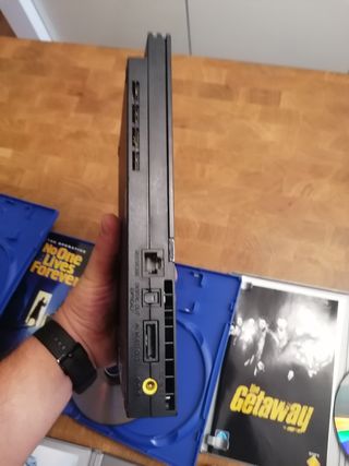 Playstation 2 slim + 6 giochi