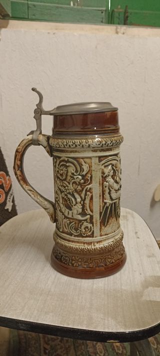 JARRA DE CERVEZA ANTIGUA