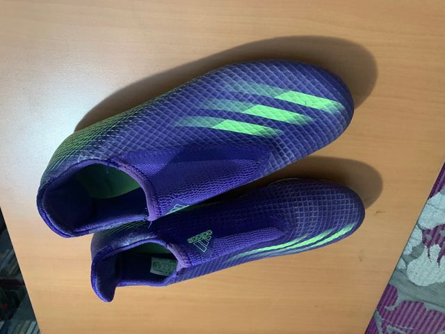 botas de fútbol Adidas Talla 37,5