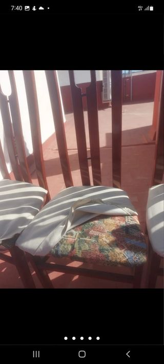 Mesa y sillas comedor