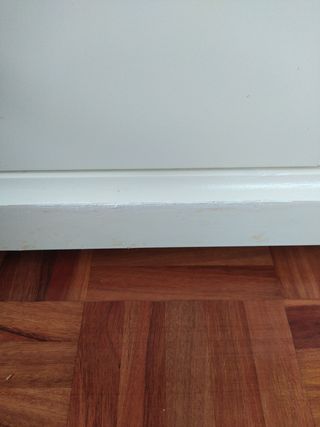 Armario lacado salón Ikea