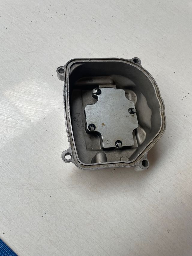 tapa balancines Daelim besbi 125