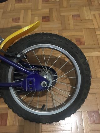 Bicicleta para niños de 14 pulgadas marca pingo