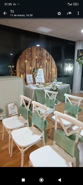 Carrito decorado,sillas,mantelería, mobiliario .