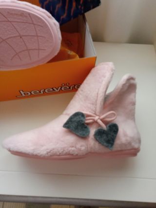 Zapatillas abotinadas para casa