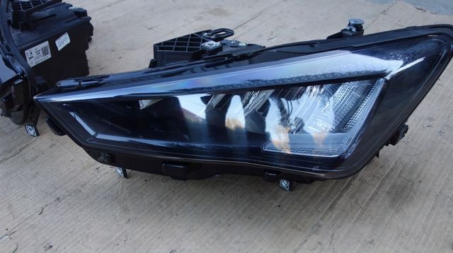 Fari Seat Leon IV 4 5FB