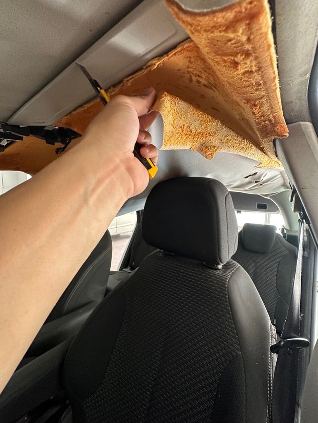 tapizado de techo y puerta de coche 