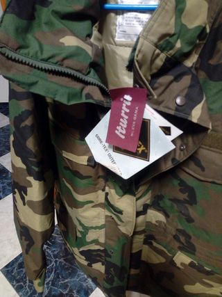 Chaqueta militar