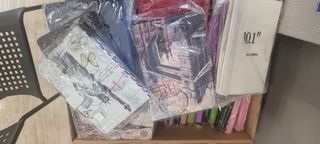 128 Fundas para tablets Nuevas