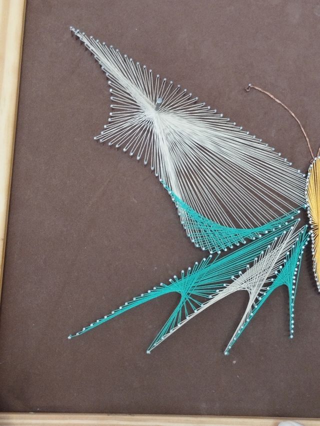 Cuadro mariposa de hilos
