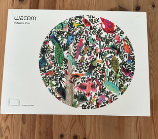 WACOM Intuos PRO (Tableta Gráfica)