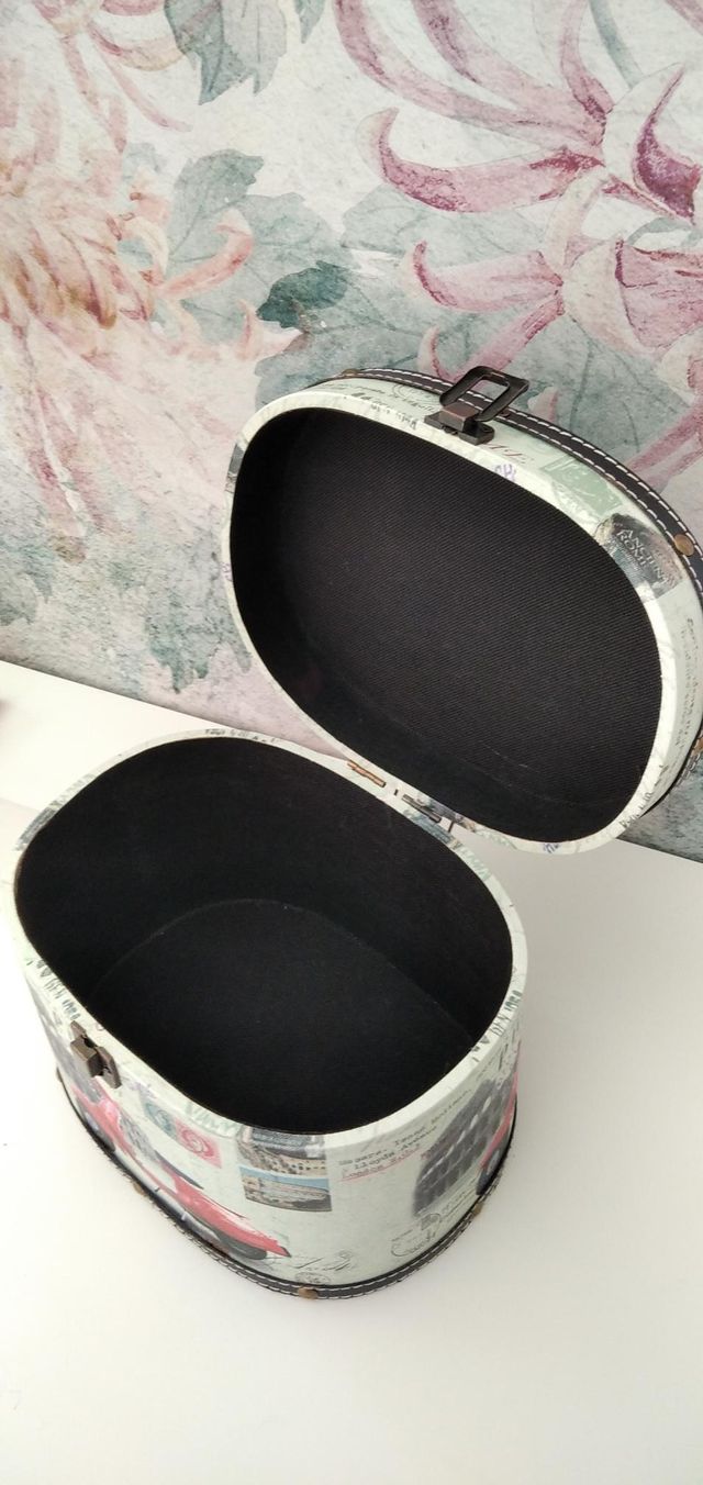 Cofre - caja 26x19x18