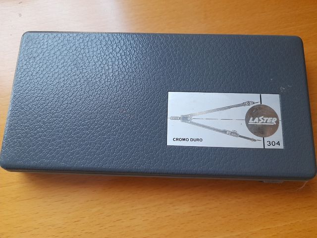 Compases LASTER 304