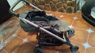 Carrito inglesina+2 sillas coche+regalos