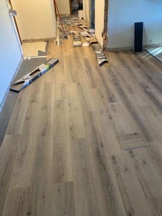 Manitas/pintura y carpintería