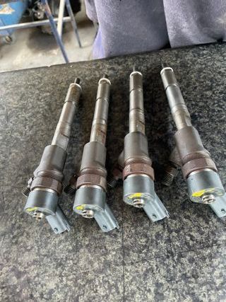 INYECTORES TOYOTA YARIS 0445110262