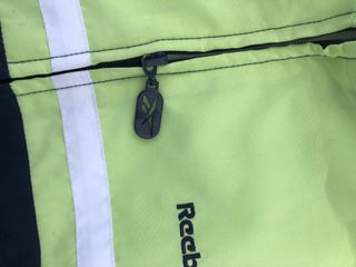 Chaqueta Reebok vintage 90-00’.