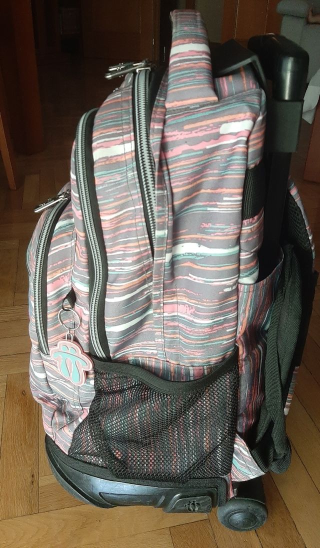 Mochila escolar Totto