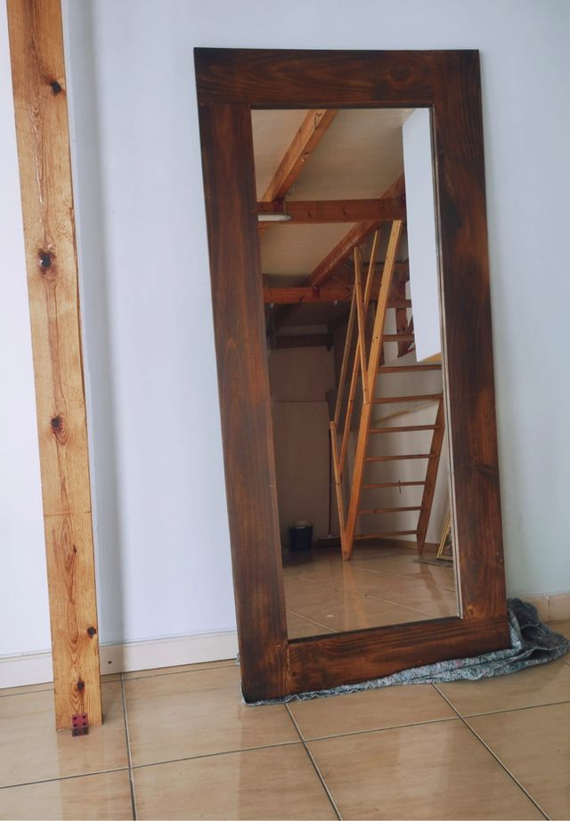 GRANDE SPECCHIO IN LEGNO
