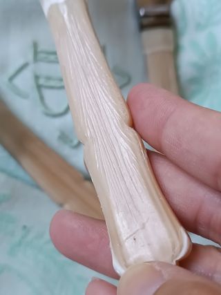 Antiguos cuchillos de asta y acero