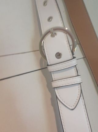 Bolso Zara Camel y correas blancas