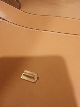 Bolso Zara Camel y correas blancas