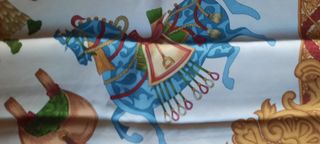 Salvatore Ferragamo foulard