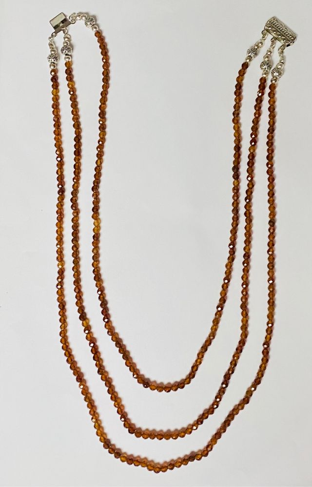 Collar triple de Granate Hessonita y plata ley 925