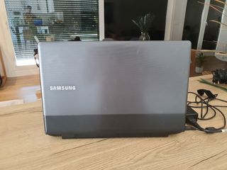 Computer SAMSUNG (vecchio) non utilizzato