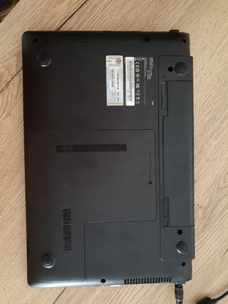 Computer SAMSUNG (vecchio) non utilizzato