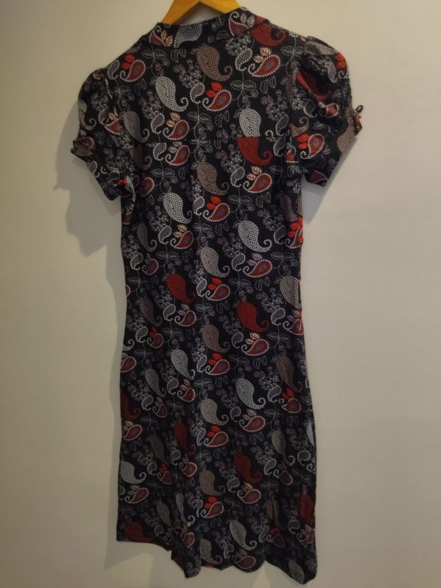 Vestido negro estampado mujer