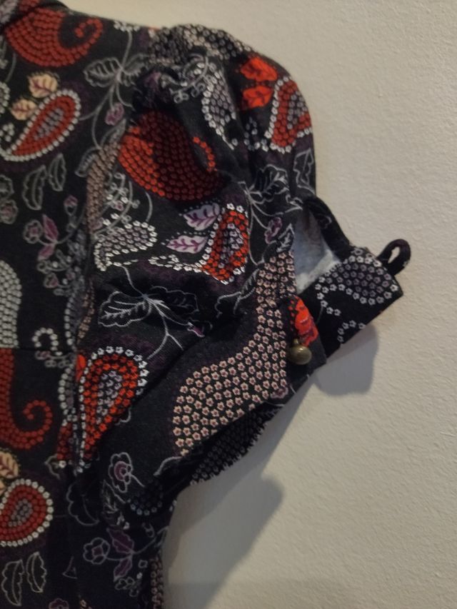 Vestido negro estampado mujer