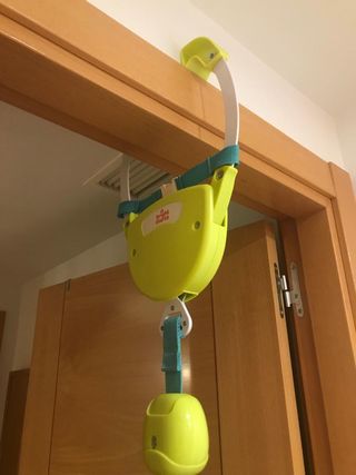 Saltador de puerta para bebé
