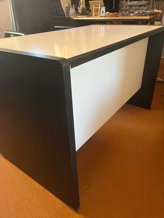 Conjunto mesa y silla despacho