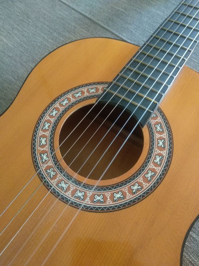 Guitarra española infantil