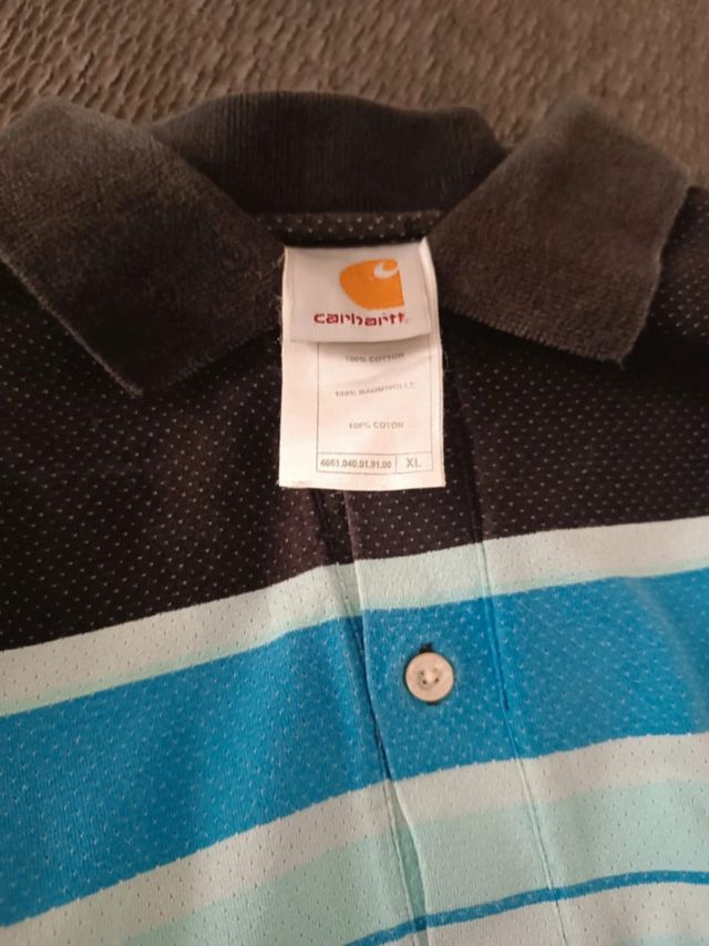 Camiseta Carhartt negra con azul 😍