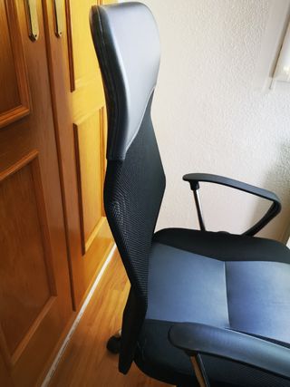 Silla alta y cómoda