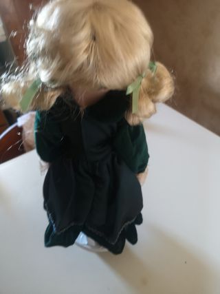 Bambola di porcellana