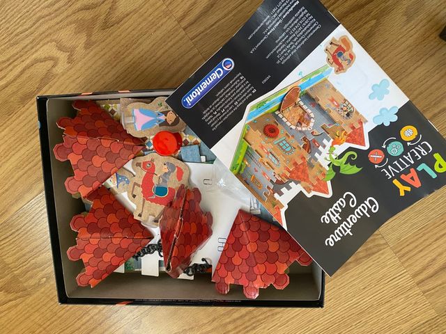 Adventure castle Clementoni