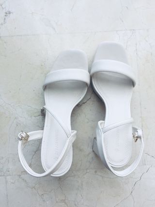 Sandalias blancas