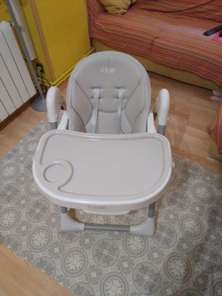 Trona Ivolia Bebedue